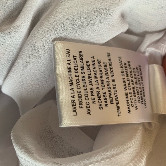 TRIABL JEANS Off The Shoulder Blousee - Picture 4 of 8